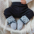 Load image into Gallery viewer, Blue Merino Wool Bonnet & Booties