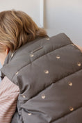 Load image into Gallery viewer, Rudi Puffer Vest - Acorn Wolf