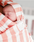 Load image into Gallery viewer, Bubbawrap Baby Wrap Carrier