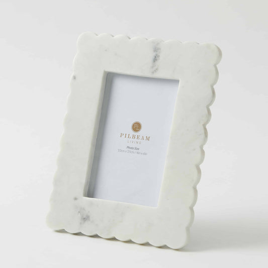 Oberon 4 x 6" Photo Frame - White - Pilbeam Living