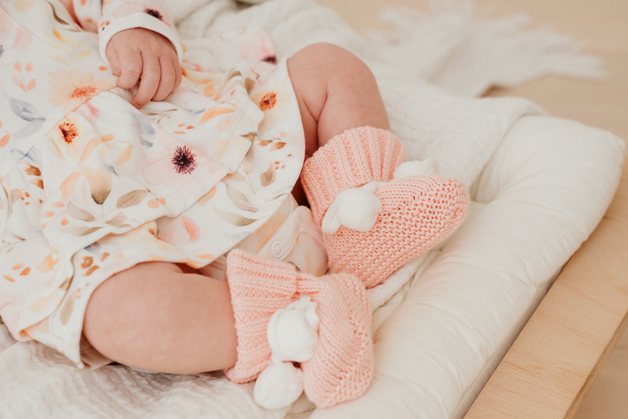 Peach Scallop Edge Pom Pom Booties